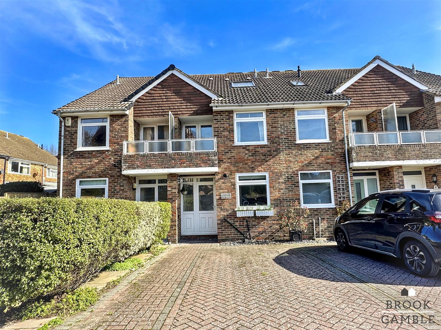 3 Bedroom House. Grassington Road in Eastbourne,  21